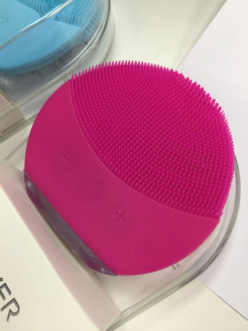 T sonic facial cleansing device, Beauty & Personal Care, Face, Face