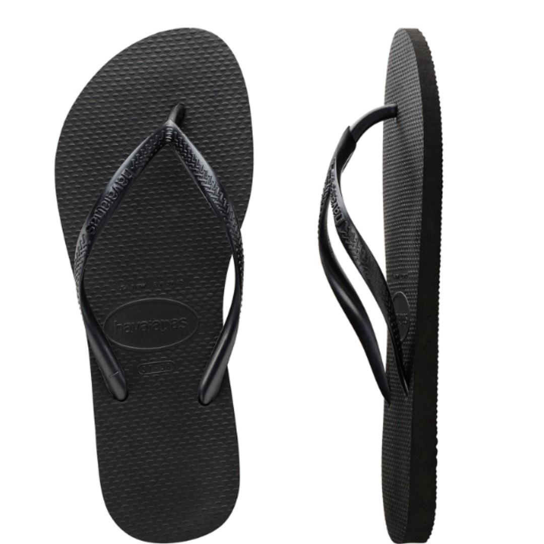 black slippers womens