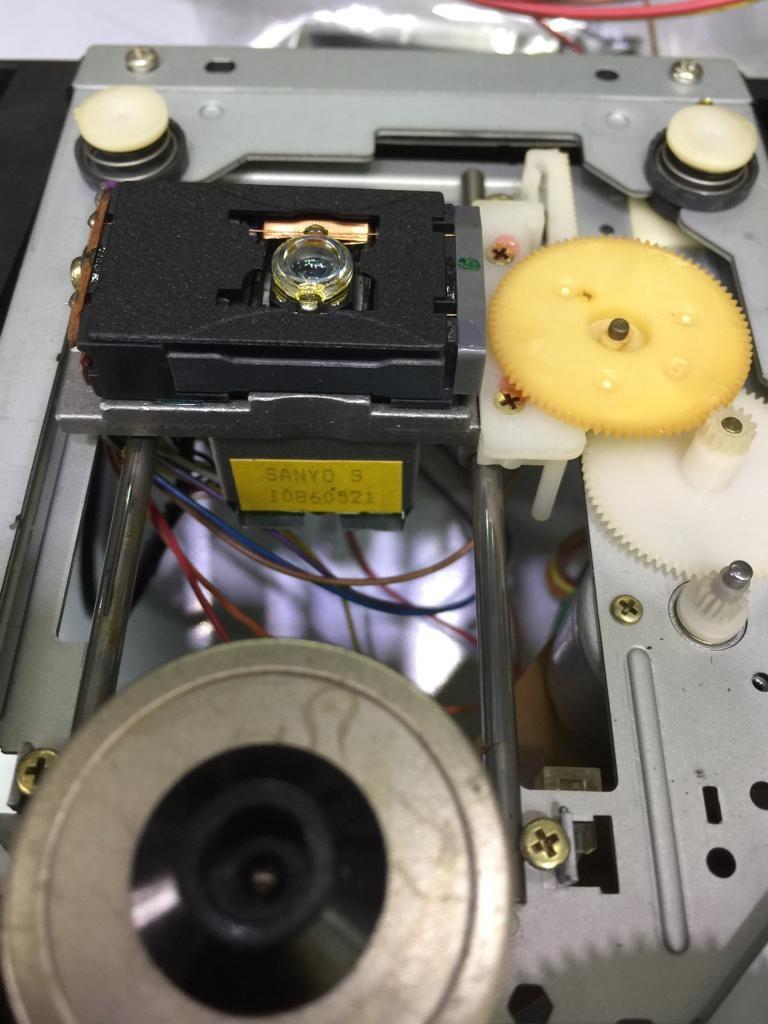 Cd player repair, Audio, Portable Music Players on Carousell