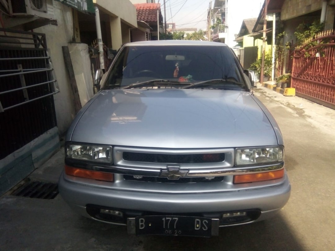 Di jual murah HANYA 65 JUTA OPEL BLAZER TH 2000 +SOUNDSYSTEM ...