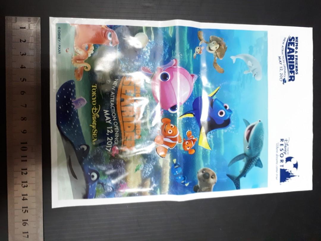 Disney store plastic shopping bag Finding Nemo, Hobbies & Toys