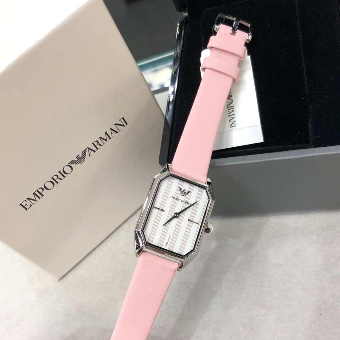 Emporio Armani】24*30mm方形女錶., 女裝, 飾物及配件, 鑽飾- Carousell