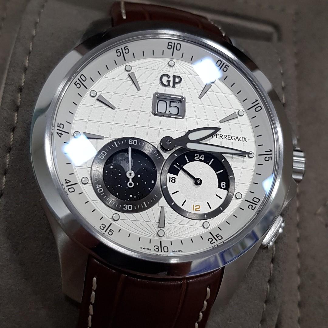 Girard Perregaux Traveller Large Date Moon Phase GMT Mobile