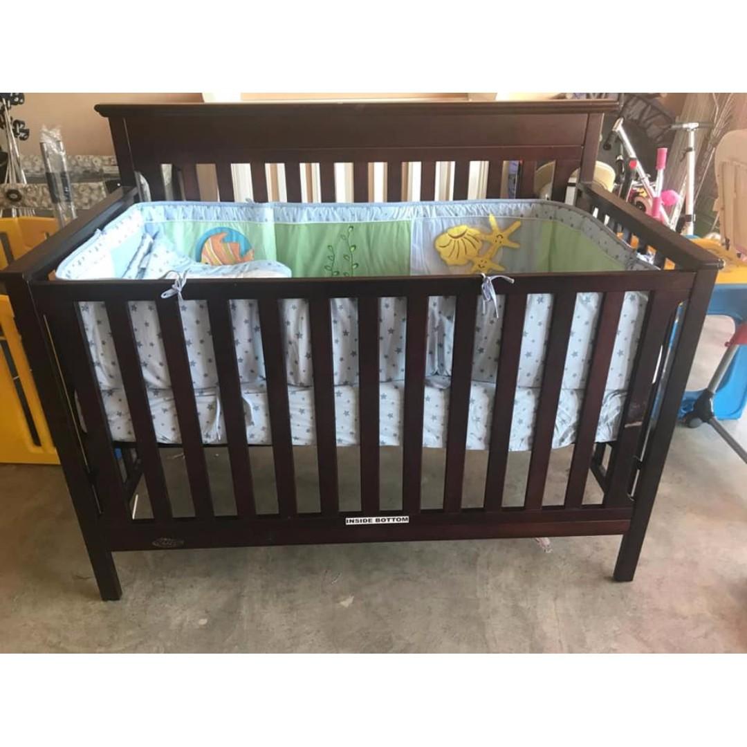 Graco Solid Wood Baby Cot Convertible To Toddler Bed Babies