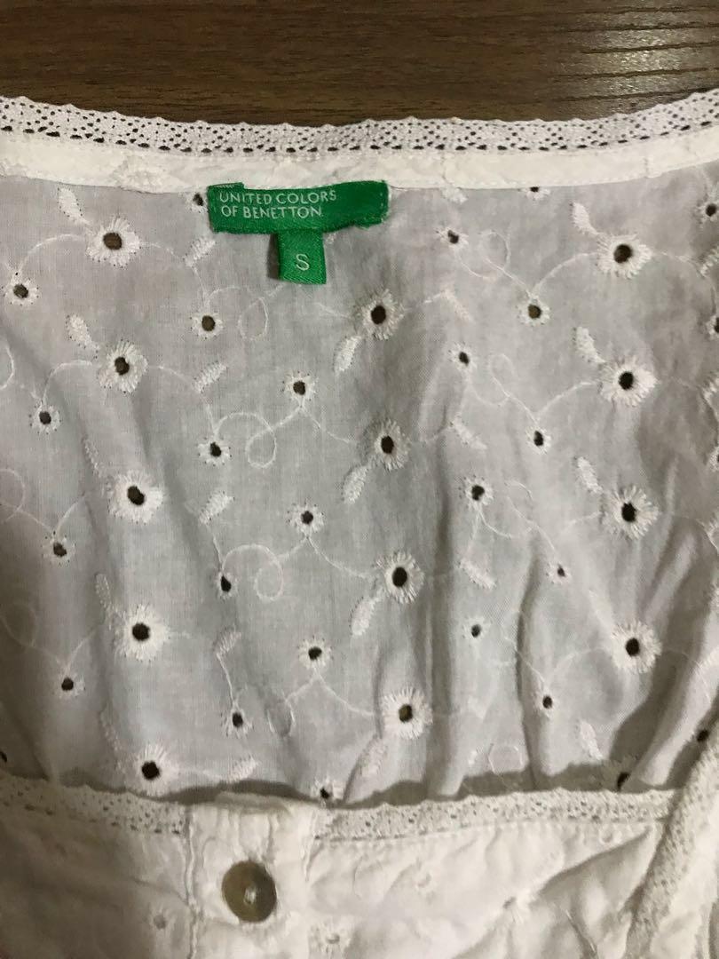 UCB Lace Long Sleeves Blouse (Category: Blouses) located in Paranaque City. Submitted by carsal (Listing ID 204512425, Image 2). Description: Slightly used Authentic United Colors of Benetton Classical Long sleeved laced Tops #8bday.
