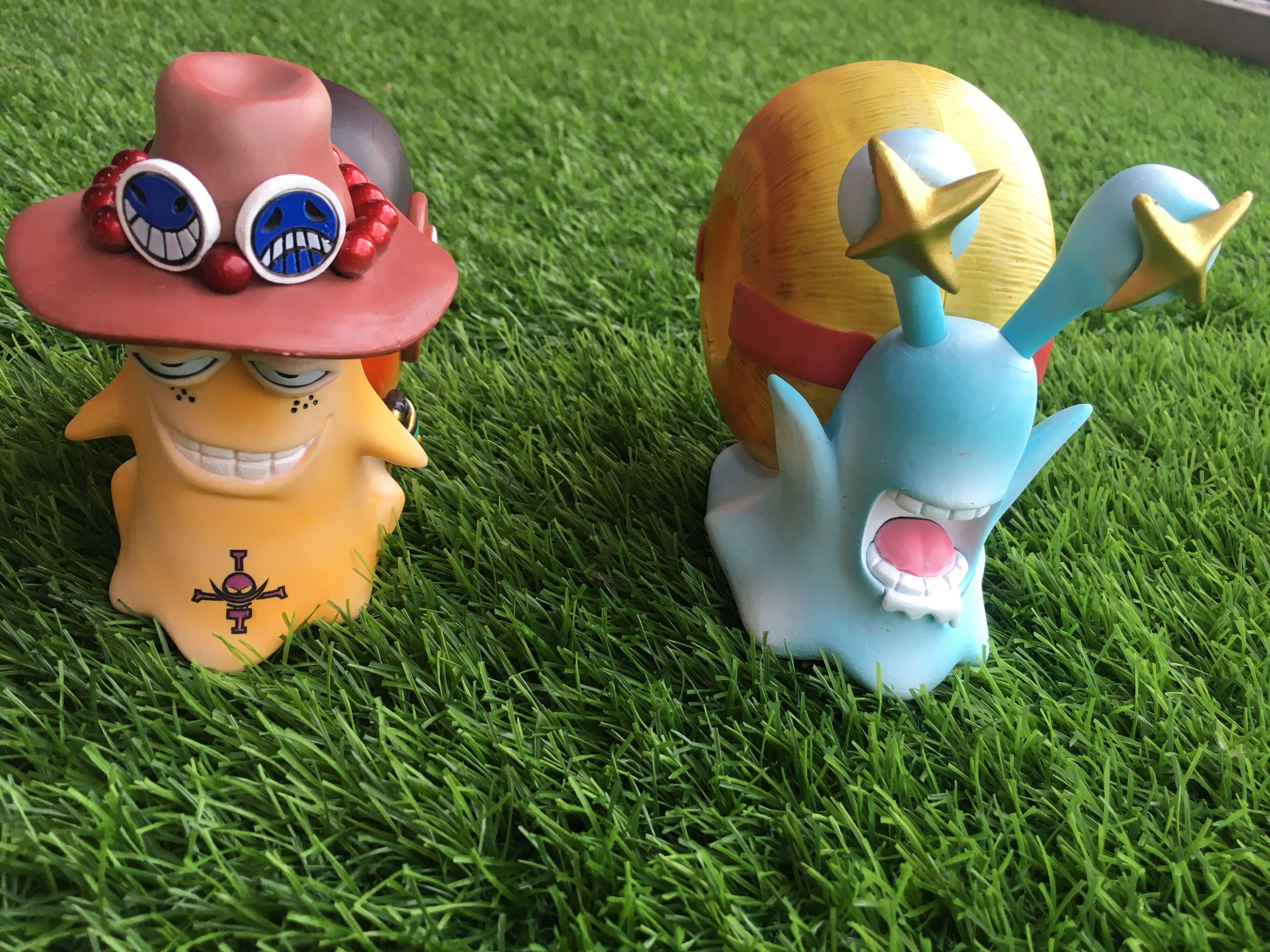 One Piece Den den Mushi Ace & Luffy, Hobbies & Toys, Collectibles