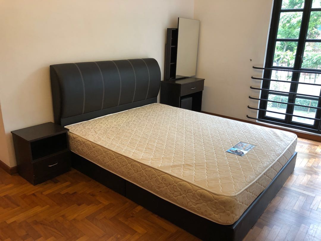 Queen Bed Frame with FREE Mattress (only used 10.10 years) Queen Bed Frame with FREE Mattress (only used 10.10 years)