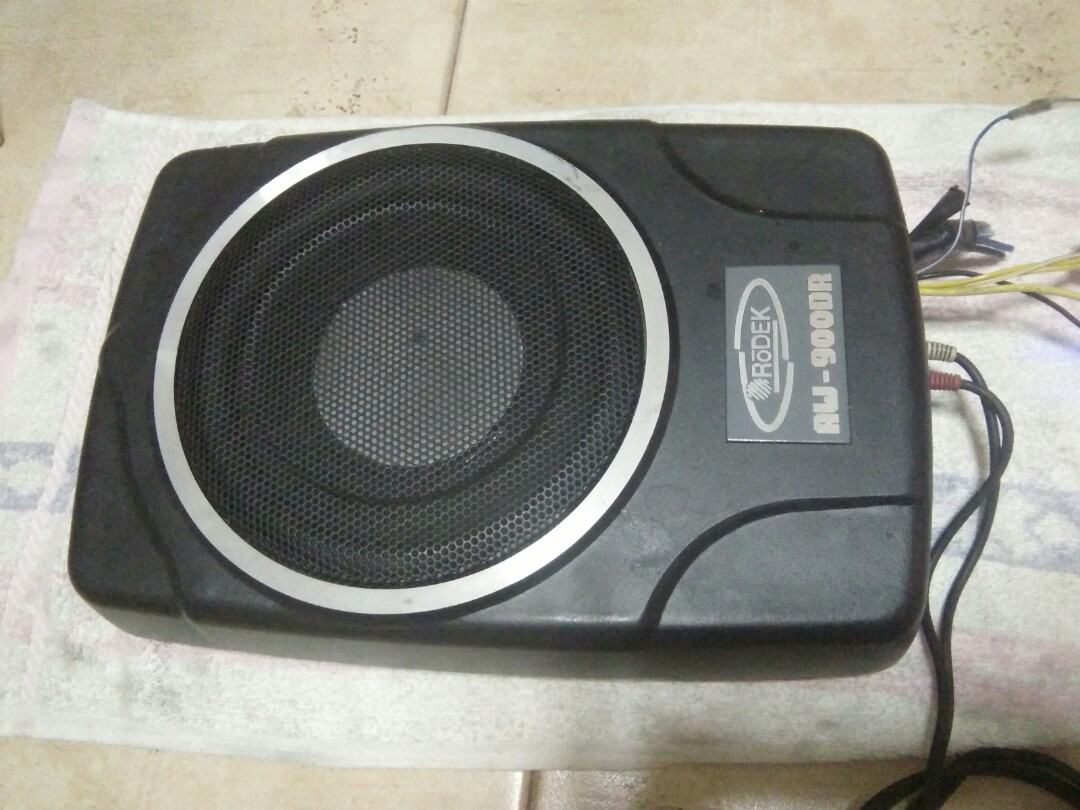 rodek subwoofer