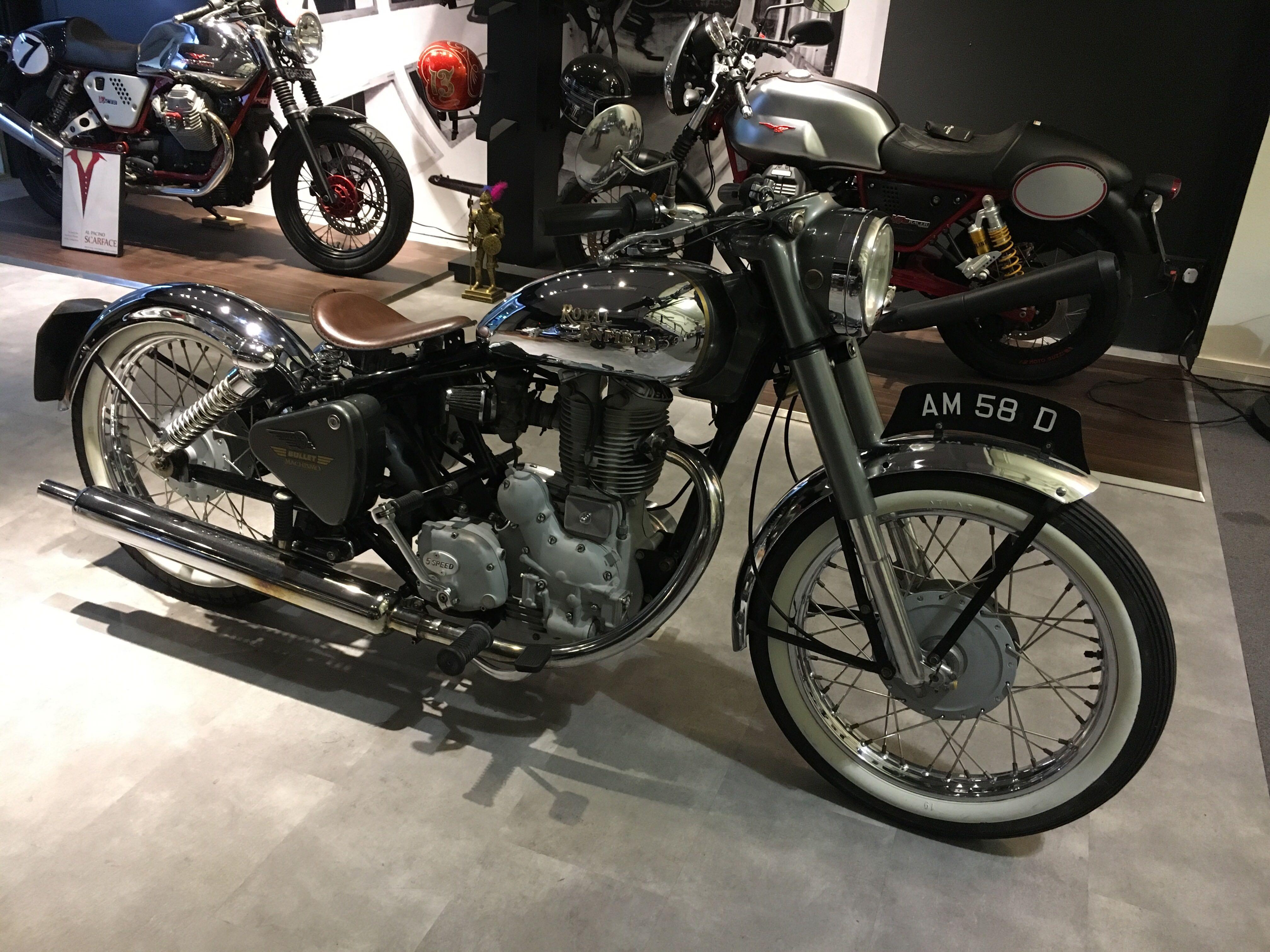 royal enfield 350 bobber