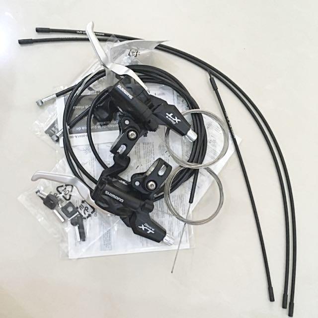 Shimano Deore XT M770 Integrated Shifter Lever Pair, Sports Equipment