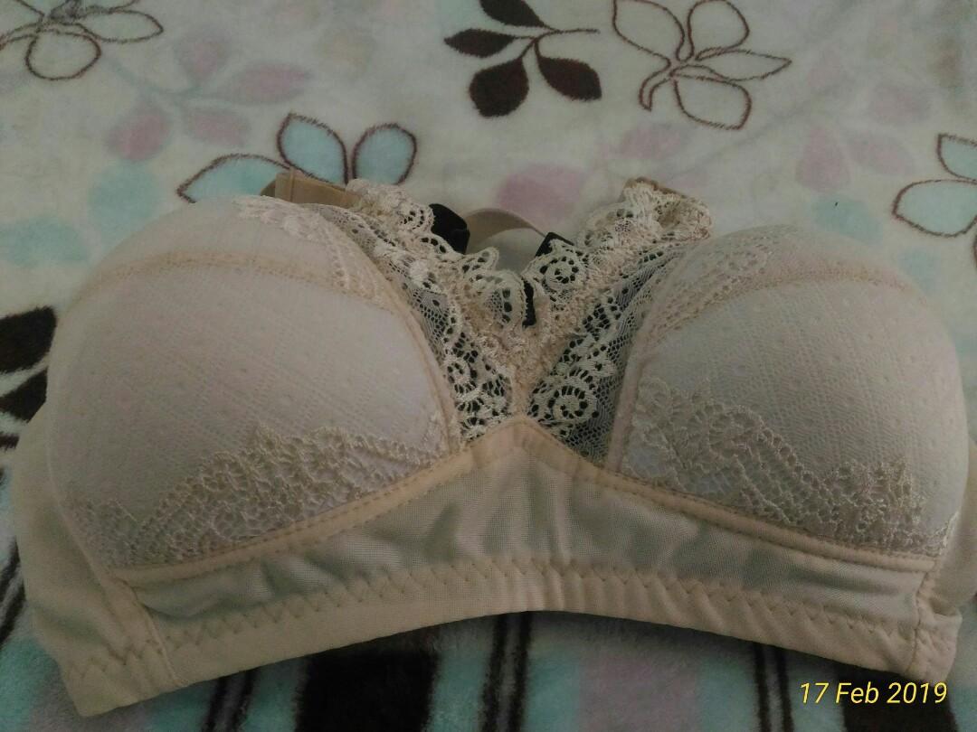 underware/bra/bh uk.38