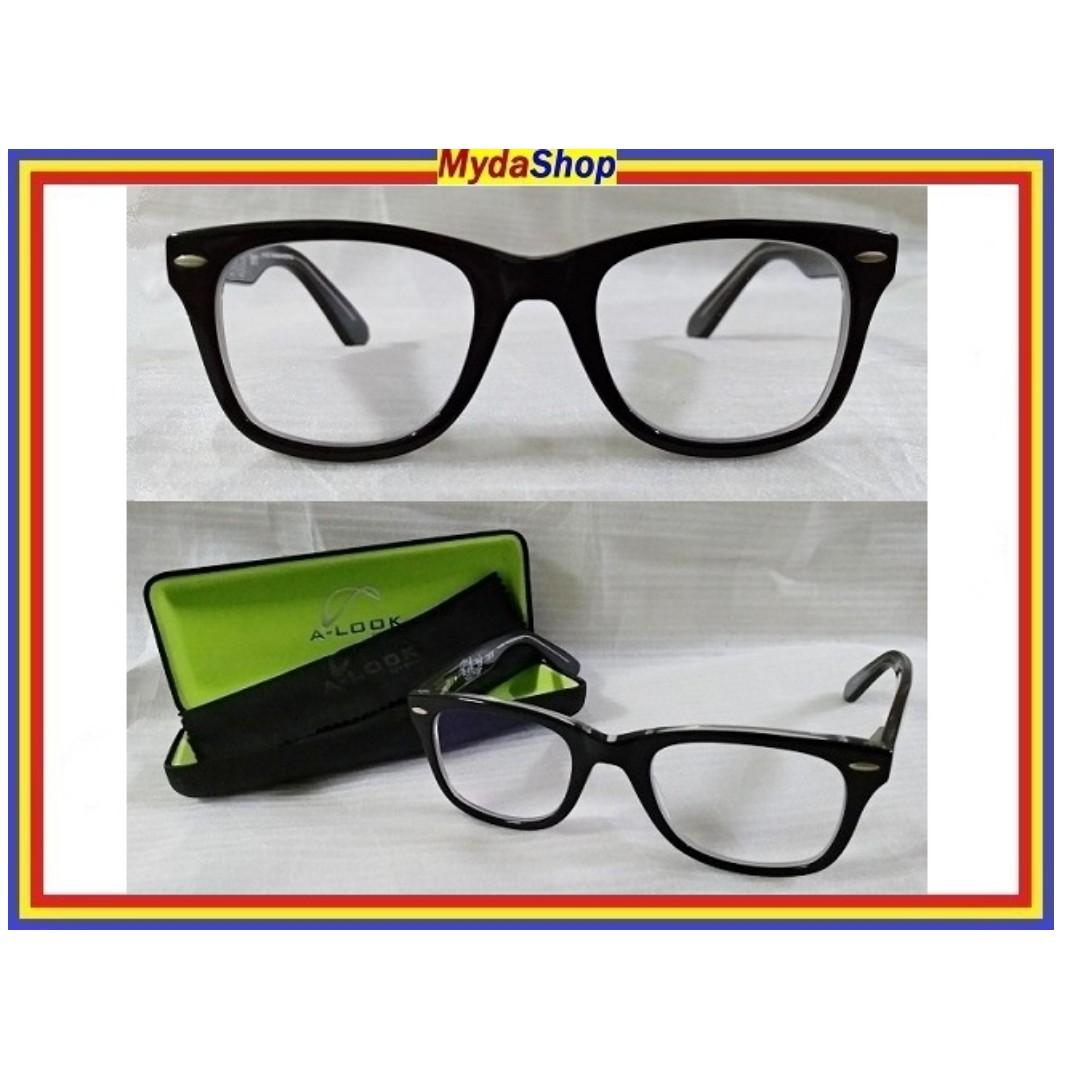 Used Reading Spectacles Eyewear 2 50 Glasses Cermin Mata Men S Fashion Accessories Eyewear Sunglasses On Carousell