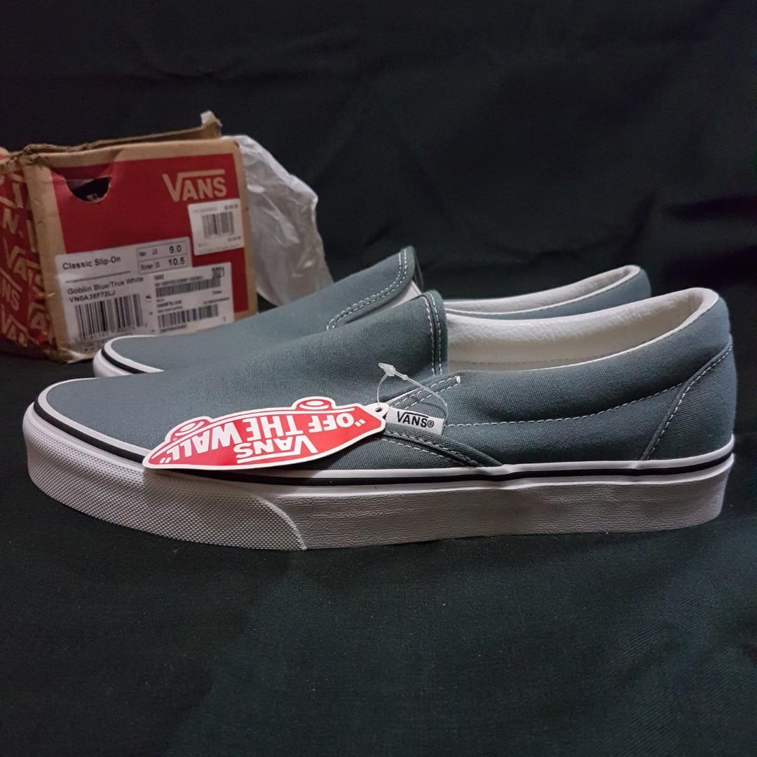 Vans Slip On Blue Goblin BNIB BNWT size 42 Fesyen Pria Sepatu Sneakers di Carousell