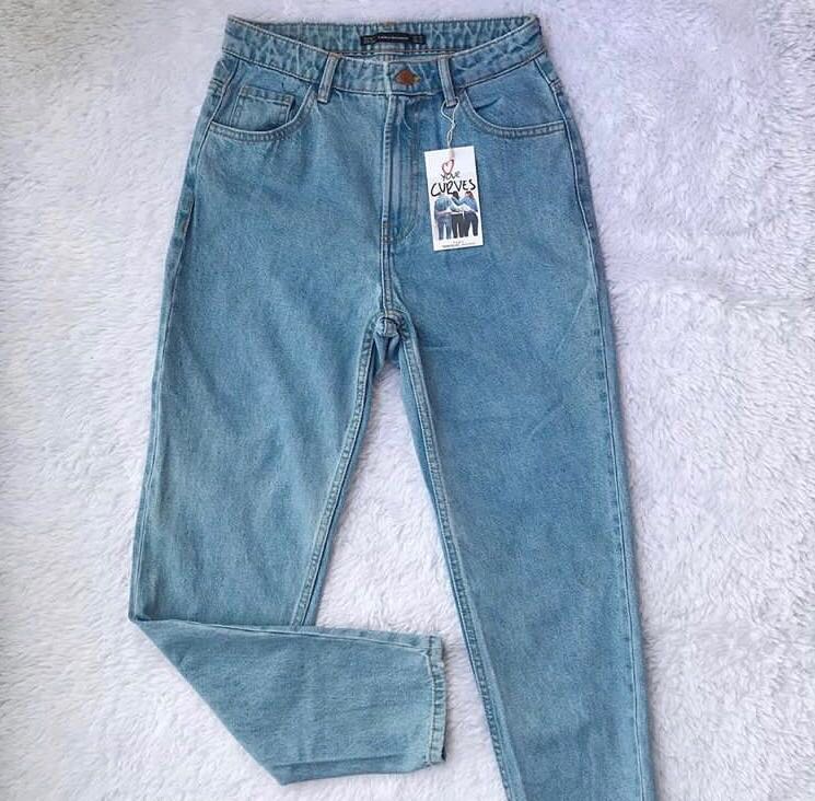 Zara Mom Jeans (Price Negotiable 