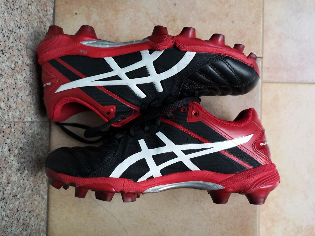 Asics Ultimate Frisbee Cleats/Boots, Sports Equipment, Sports & Games