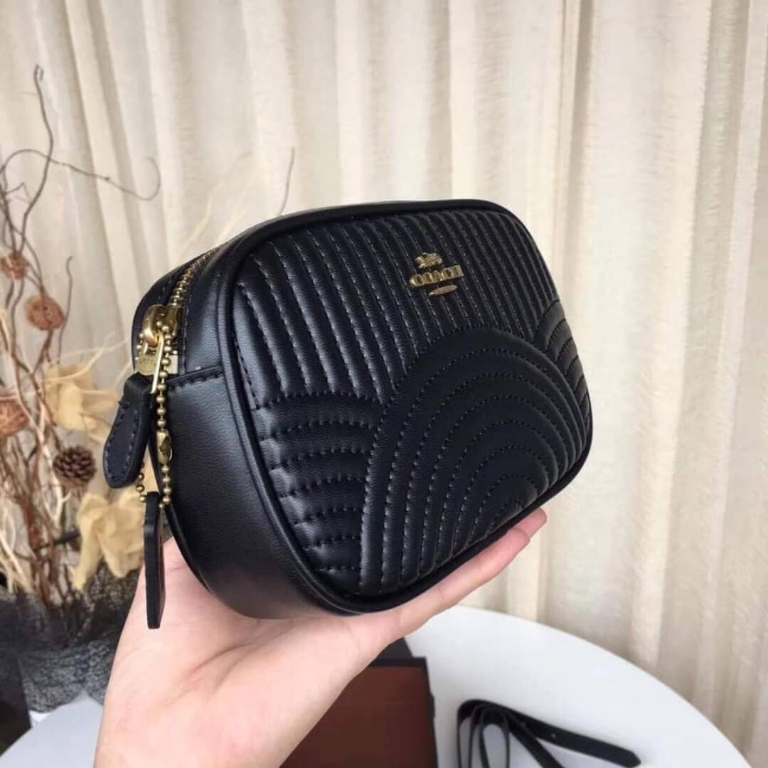 Belt bag with deco quilting sale