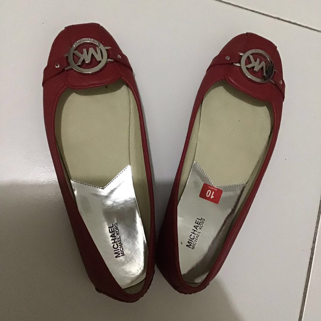 red mk shoes