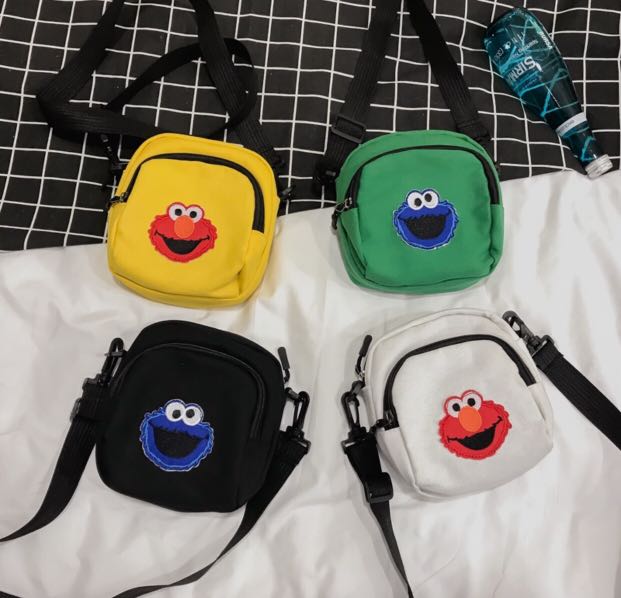 elmo sling bag