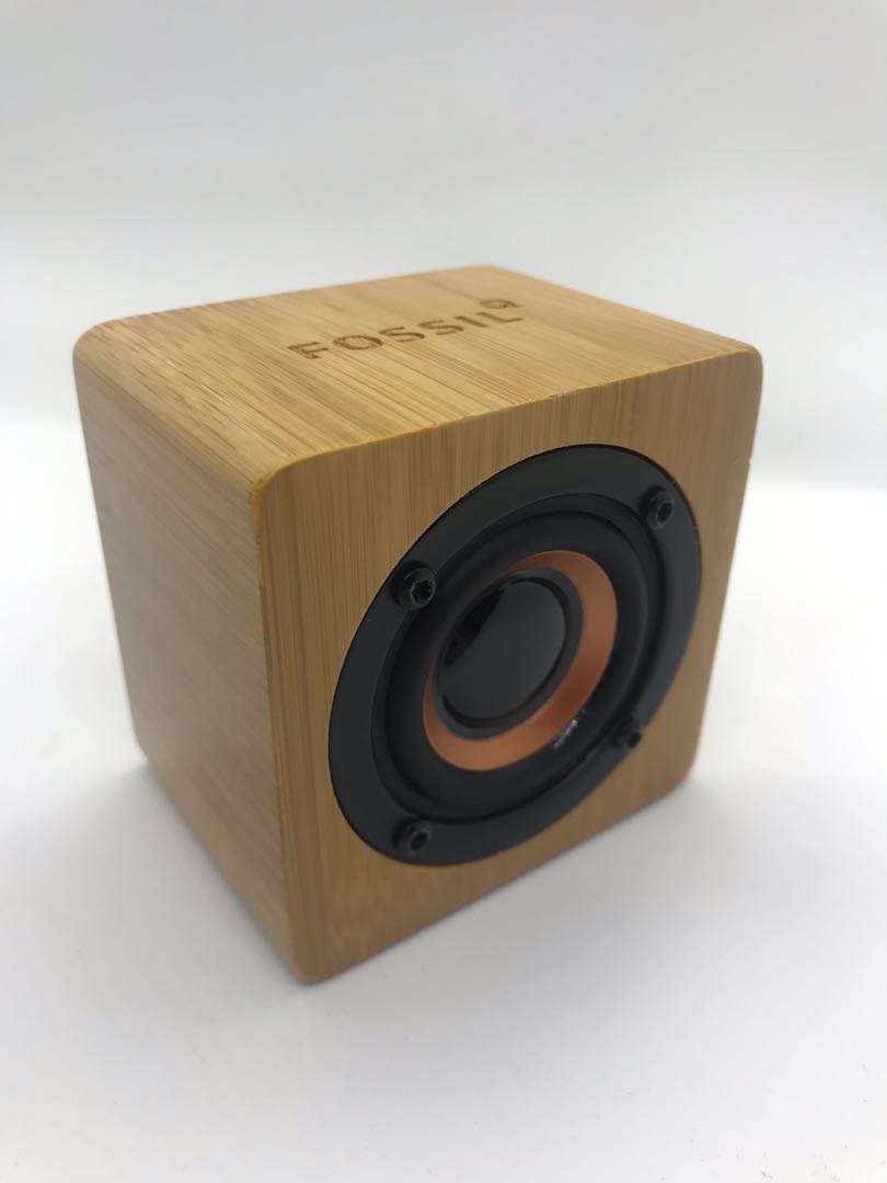 Fossil on sale q speaker