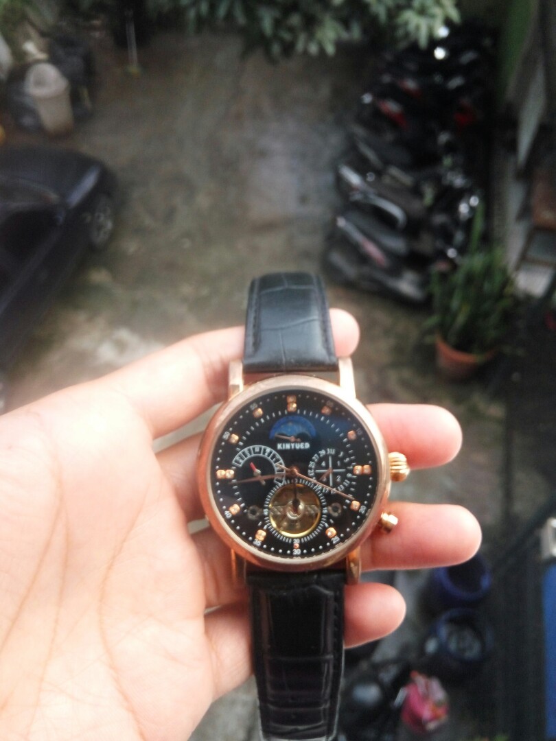 Jam kinyued top
