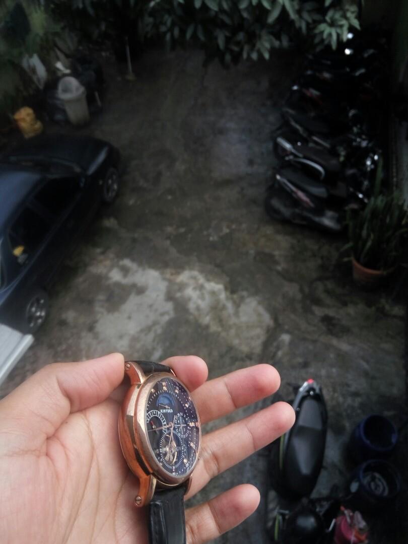 Jam kinyued shop