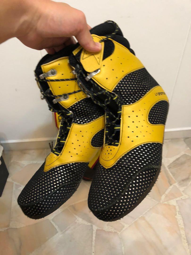 La Sportiva Olympus Mons Evo Mountaineering Boots, EU44, Men's Fashion, Activewear on Carousell