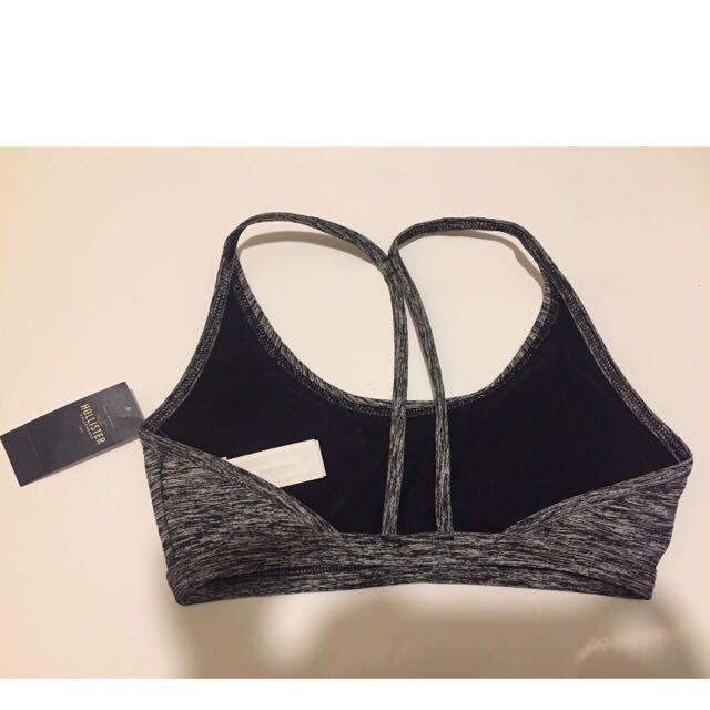 hollister sports bra