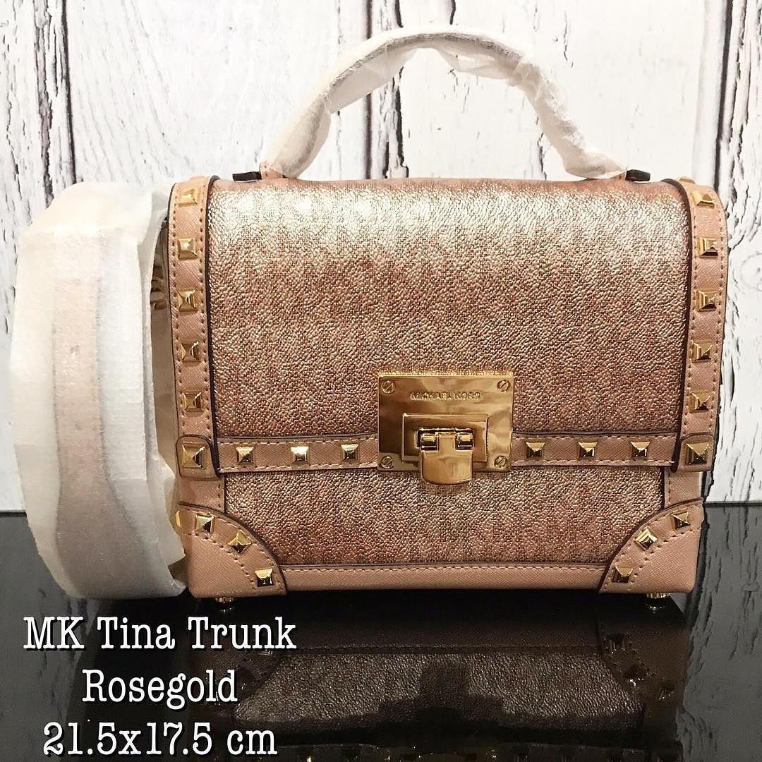 Michael kors tina trunk store