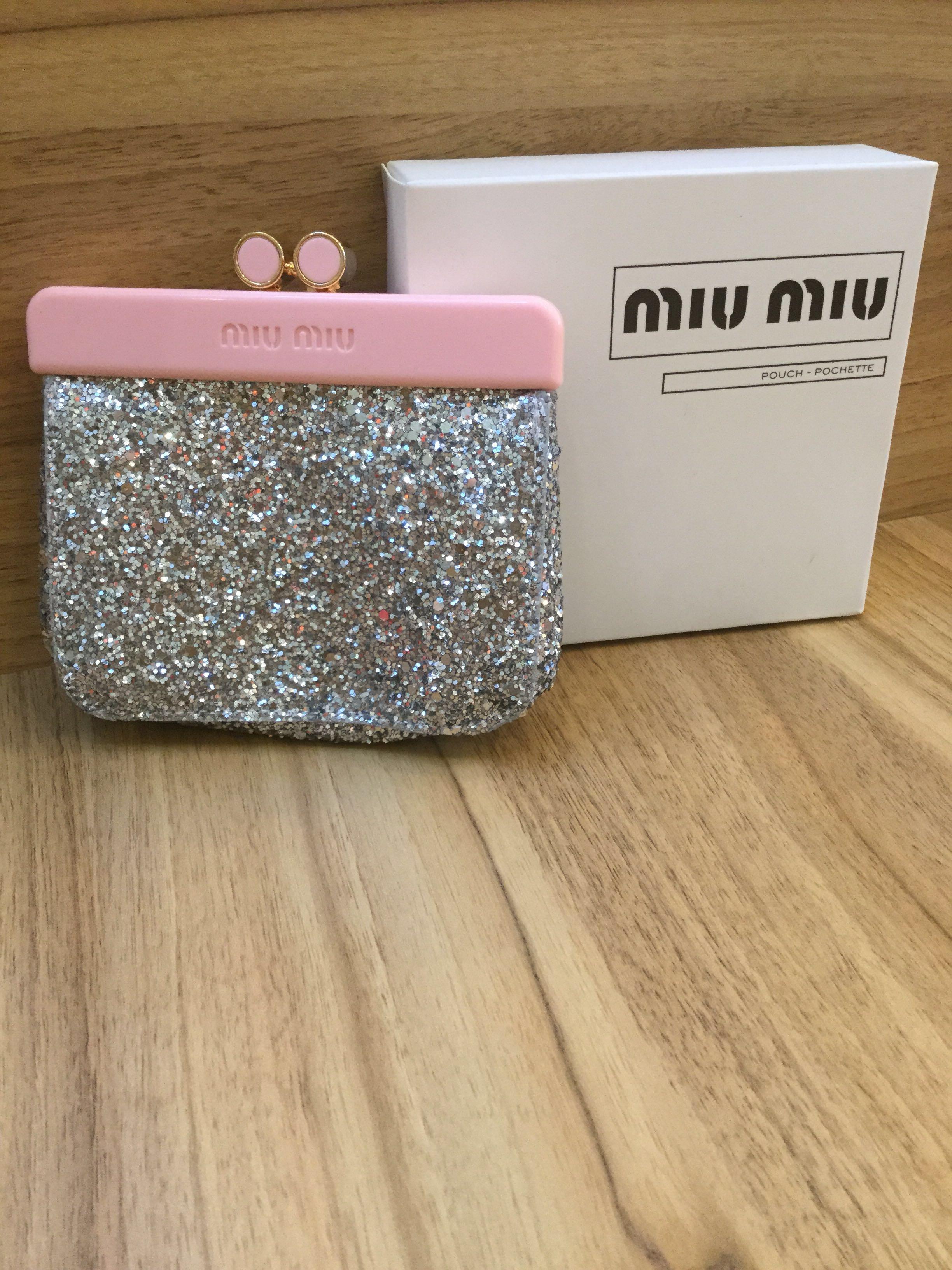 miu miu pouch pochette