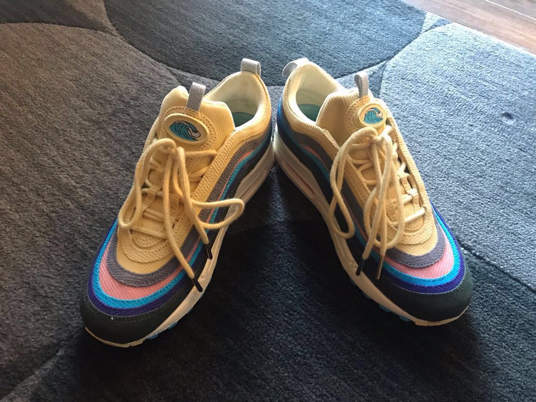 nike air max reese witherspoon