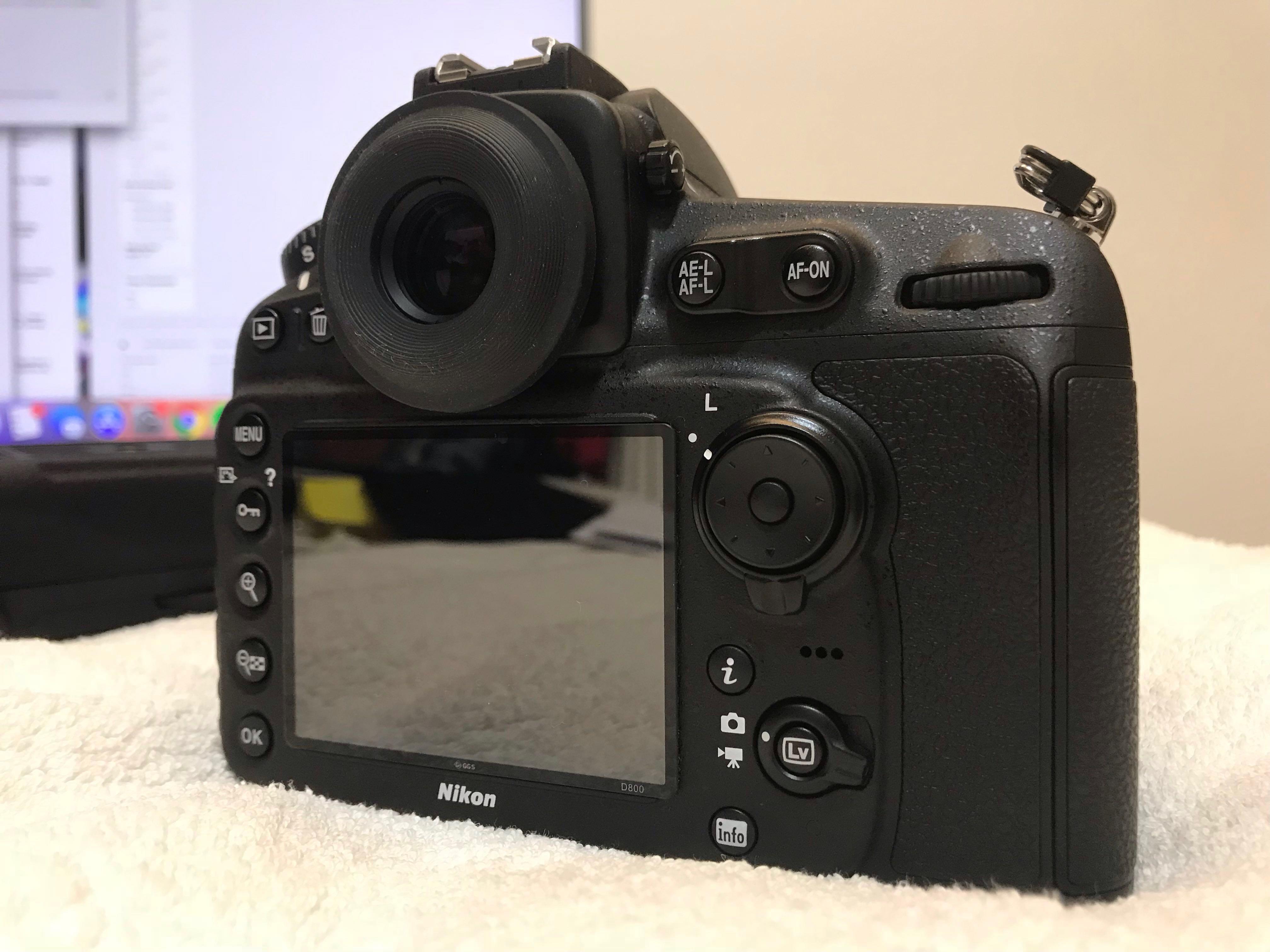 nikon d810 with mb d12 battery grip