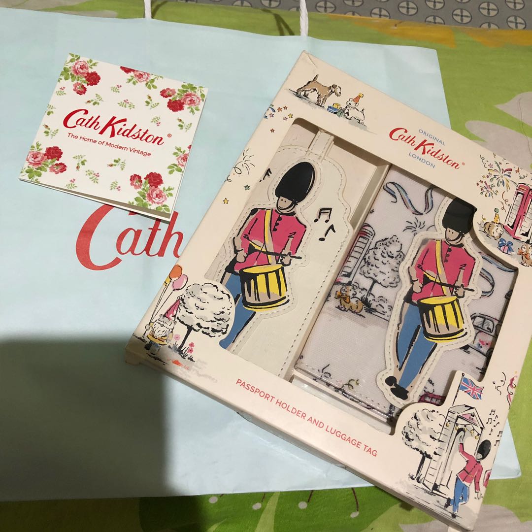 cath kidston passport holder and luggage tag