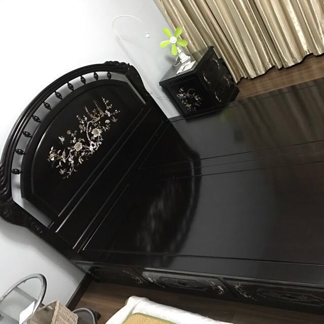 Queen Size Rosewood Bedframe For Furniture Beds Mattresses Photo