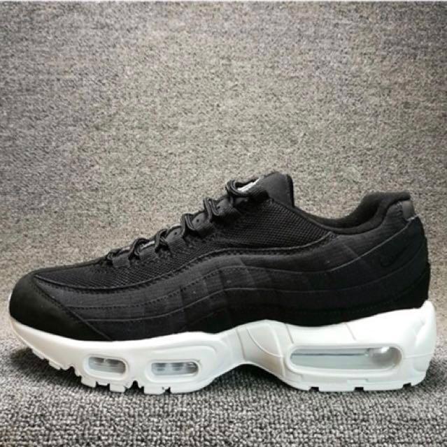 sepatu nike sportswear