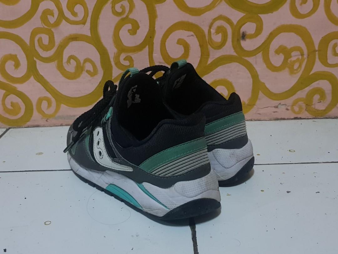 Saucony outlet reverse mint