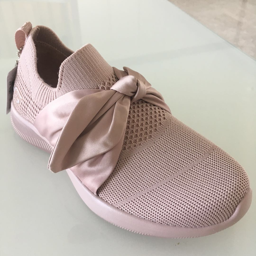 pink skechers with bow