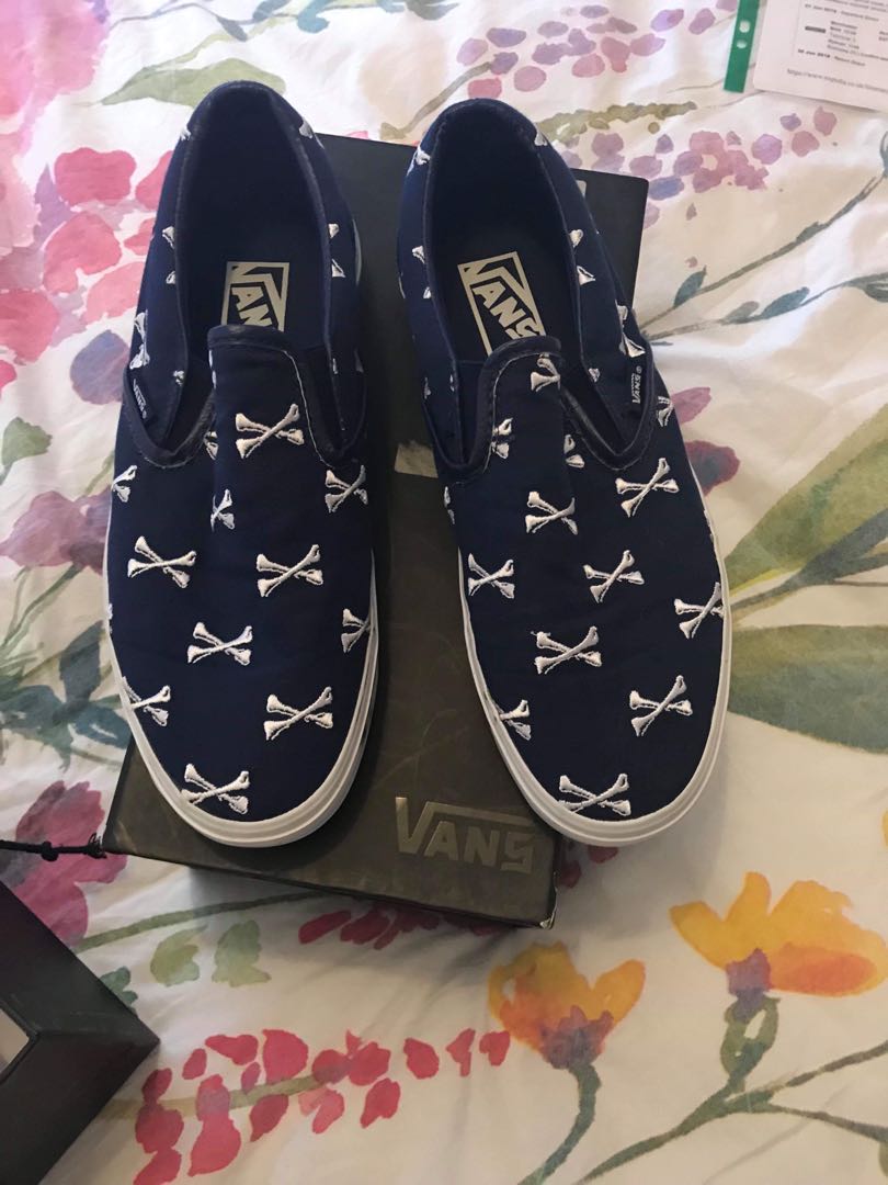 bape vans slip on