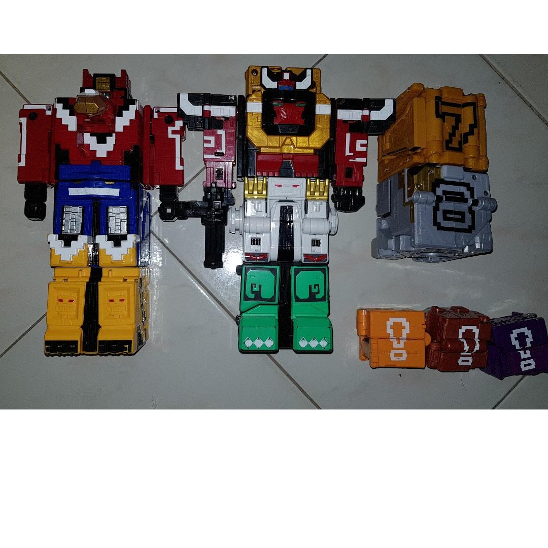 picture Power Rangers Animal Zords giraffe power ranger