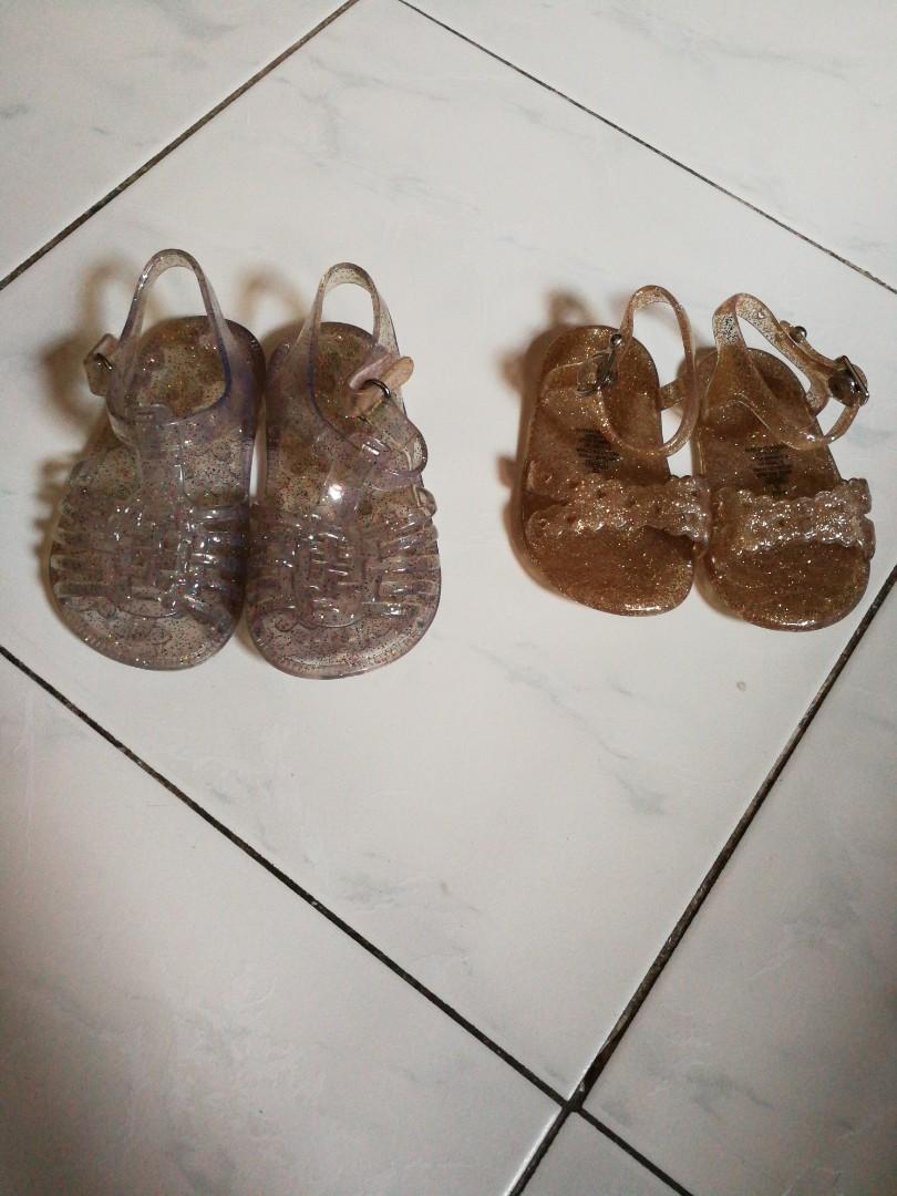 gold baby sandals size 4