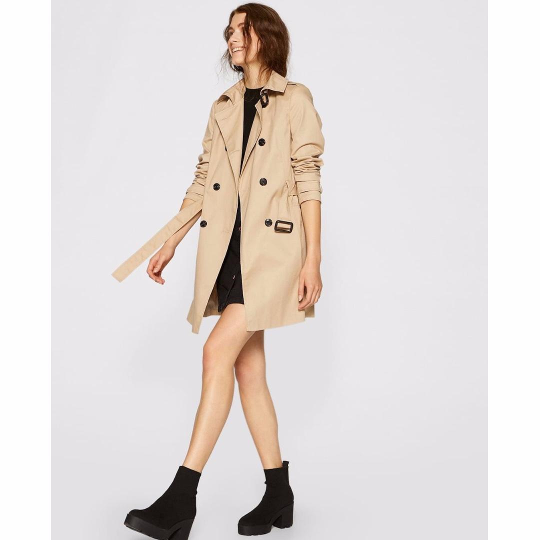 BN Stradivarius Lapel collar trench coat Size M Women s