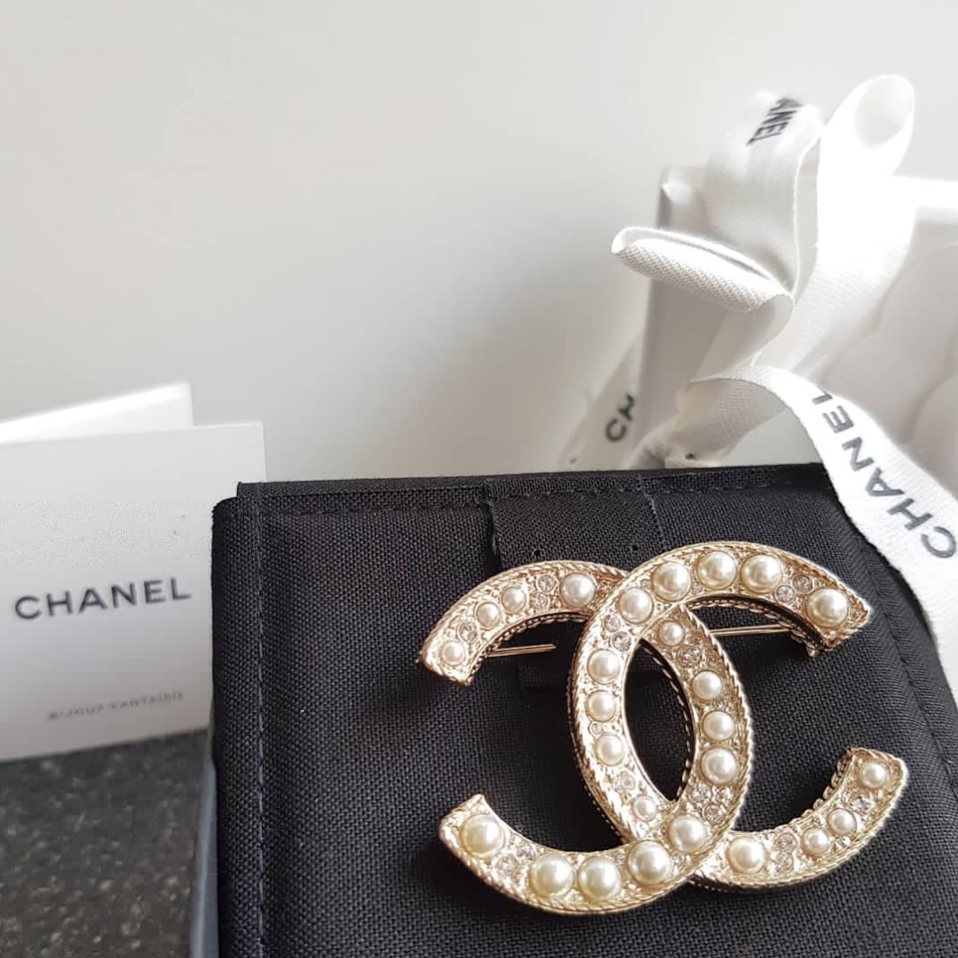 Chanel Brooch, Luxury, Accessories on Carousell