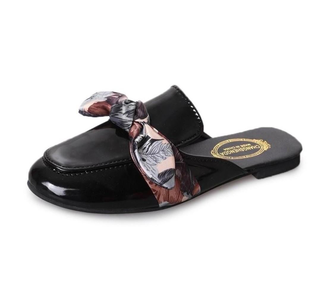 ladies sandal stylish