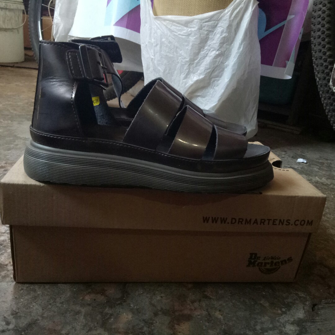 clarissa doc martens