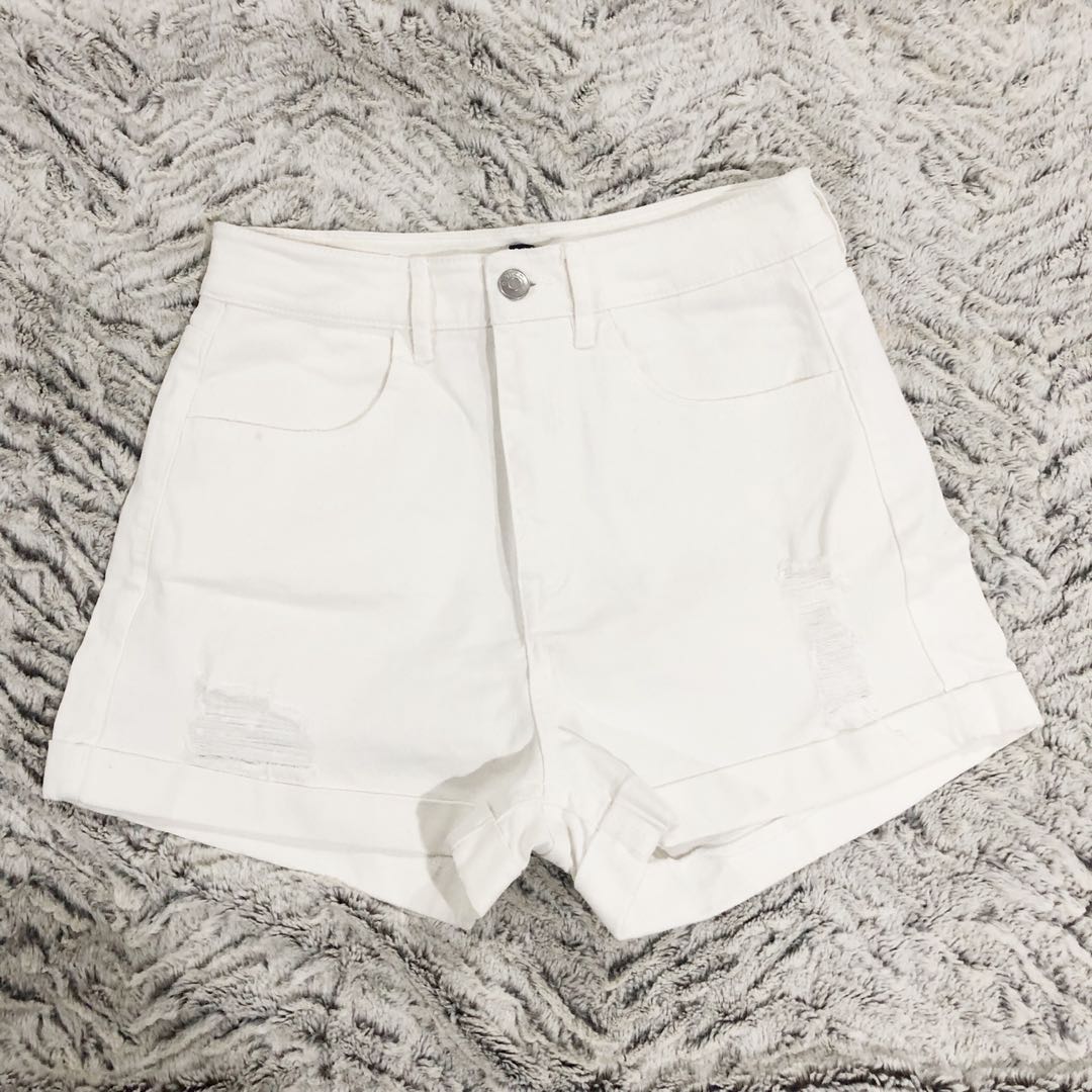H&m white denim shorts hotsell