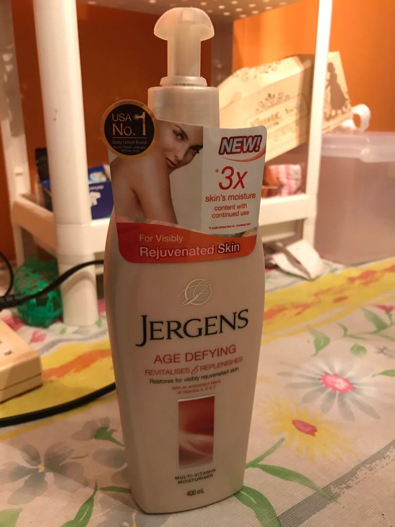 jergens lotion age defying