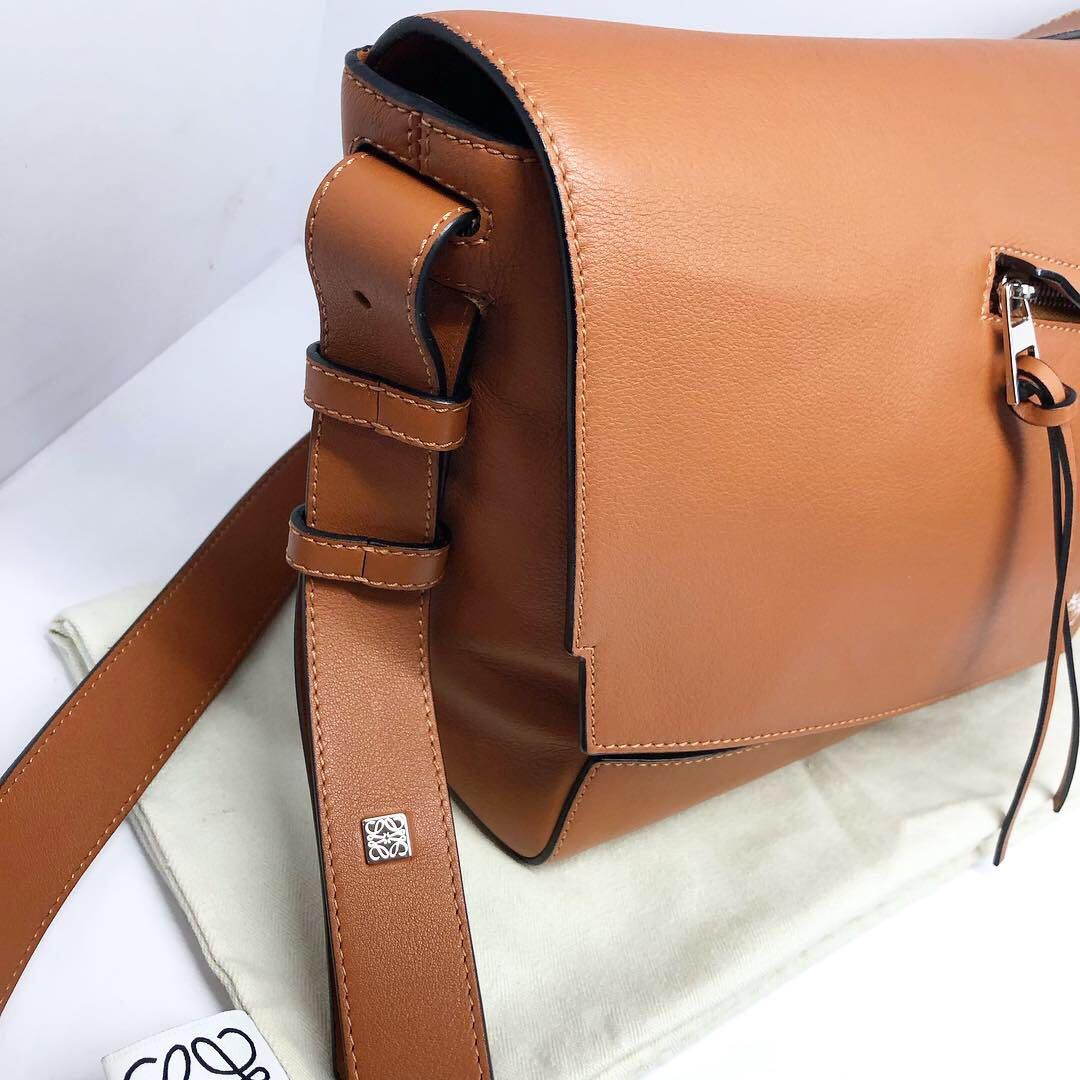 Loewe anton messenger discount bag