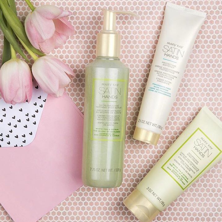 Mary Kay Satin Hands Spa Set Beauty Personal Care Face Face Care On Carousell
