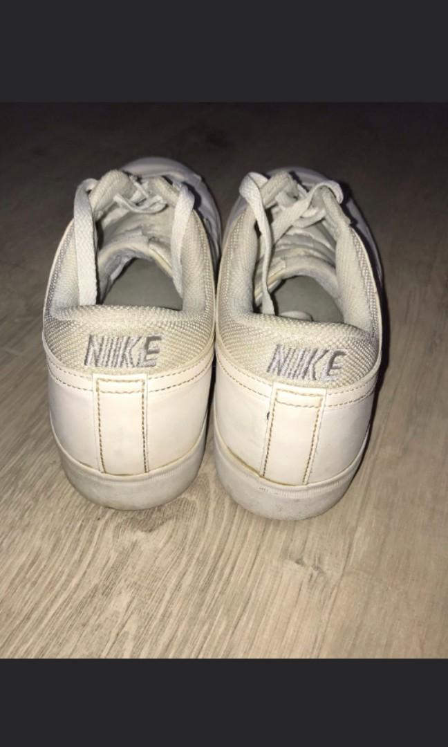 NIKE MATCH SUPREME LTR Fesyen Pria Sepatu Sneakers di Carousell