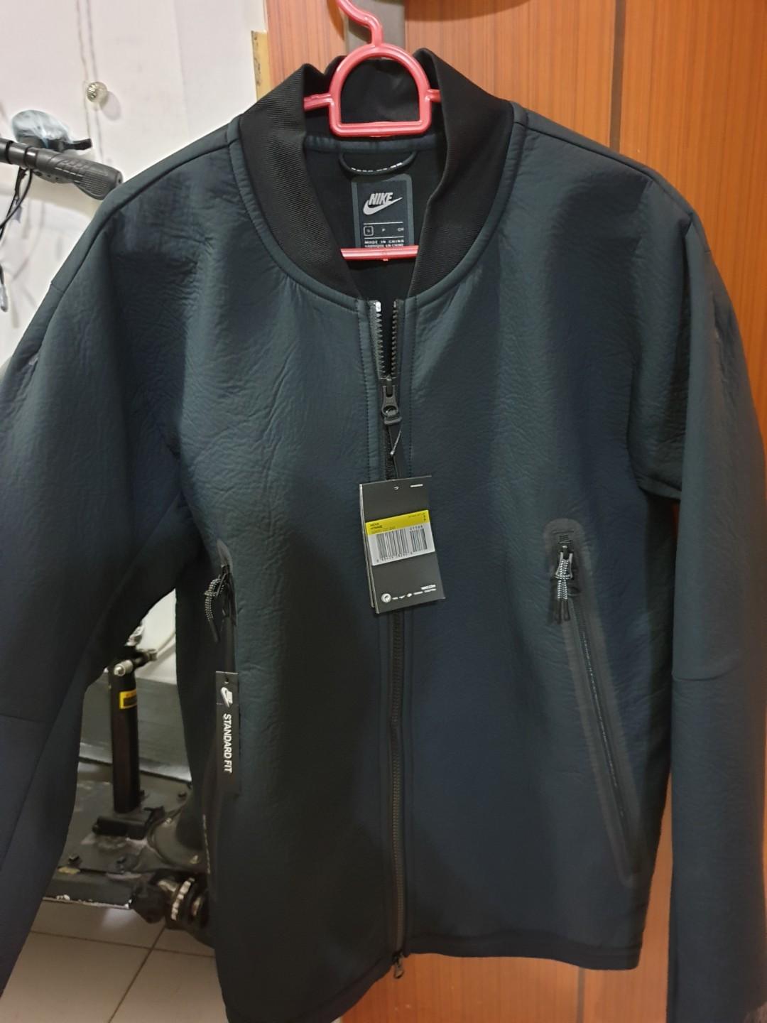 nike wind