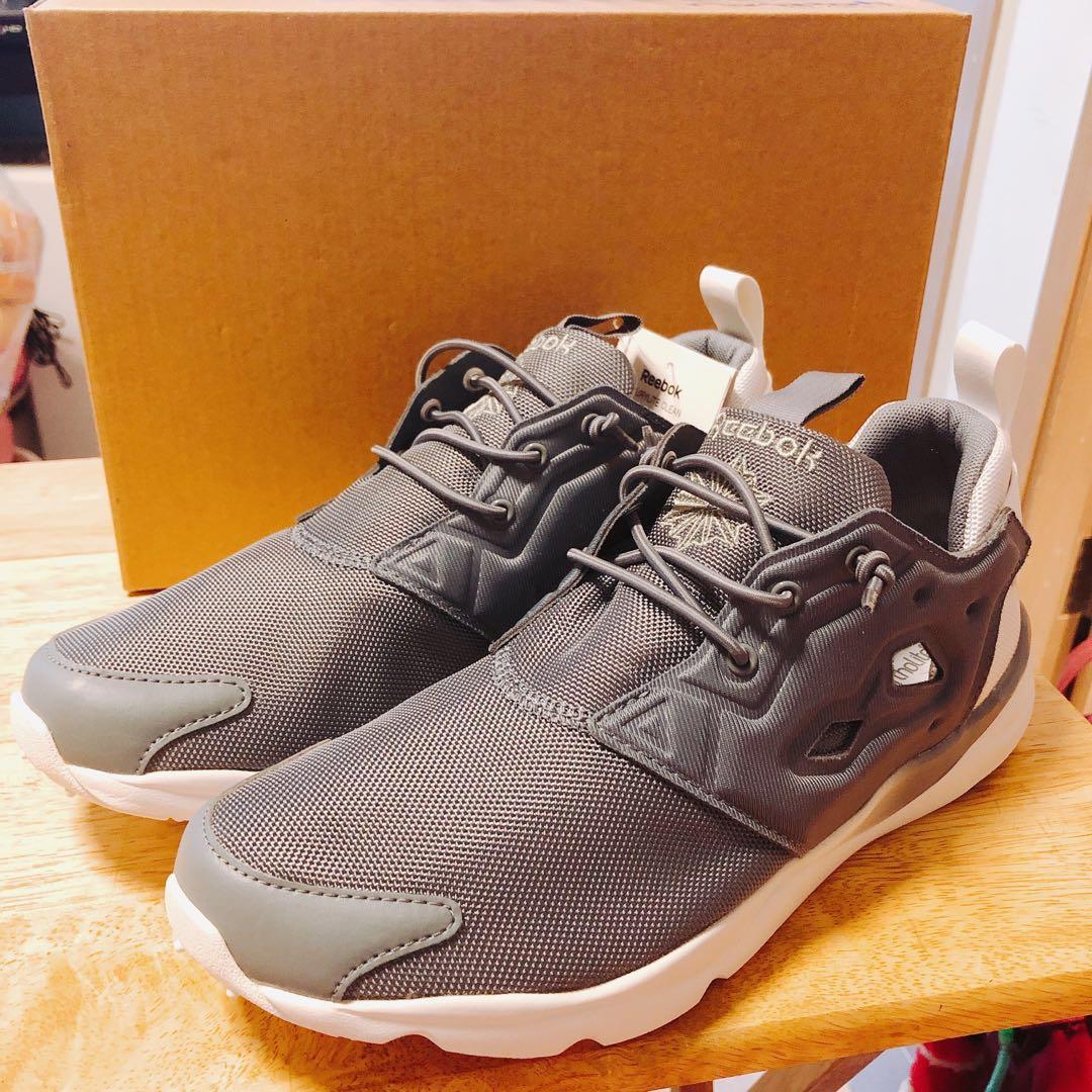 Reebok store furylite clean